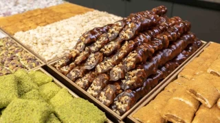 Havalar soudu, cevizli pekmezli sucuk satlar artt