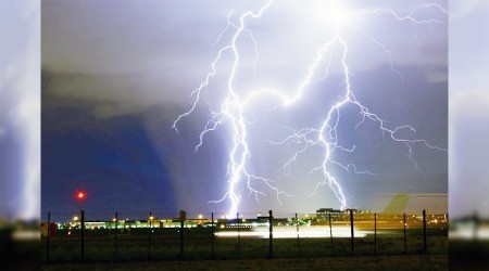 Hindistan'da yıldırım ölümlerinin sayısı artıyor