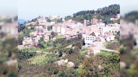 'İlçeyi satsak o kadar etmez'