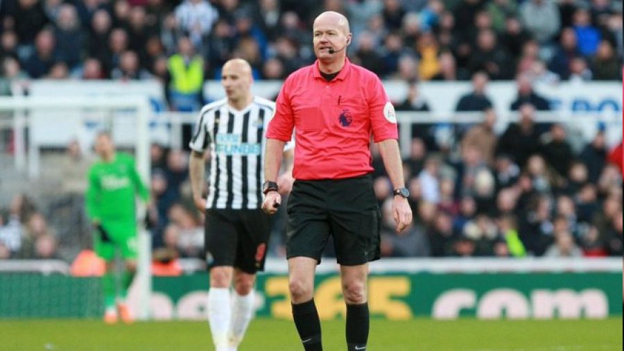 İngiltere'de hata yapan hakem emekli oldu