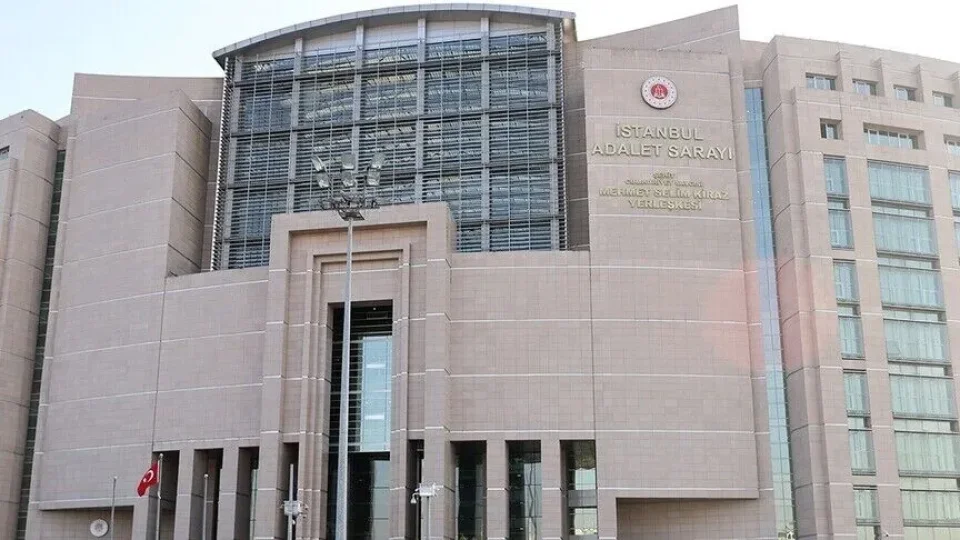 �stanbul Cumhuriyet Ba�savc�l��� taraf�ndan y�r�t�len Ahbap Derne�ine ili�kin soru�turma kapsam�nda �stanbul merkezli 20 ilde 53 ��pheli hakk�nda g�zalt� karar� verildi