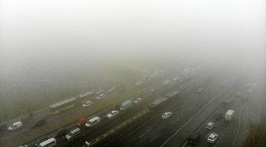 �stanbul'un baz� il�elerinde sis g�r�� mesafesini d���rd�