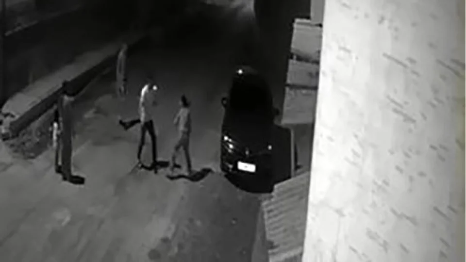 Kad�na �iddet san�ld� ger�ek ba�ka ��kt�