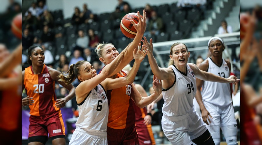 Kad�nlarda derbi zaman�