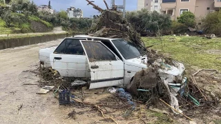 Kadirli'de sel felaketi: Evler ve i� yerleri sular alt�nda kald�