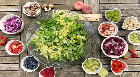 Kanser hcrelerinde oalmay hangi vitamin durdurur?
