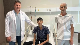 Karaciğer nakli bekleyen 18 yaşındaki gence dayısı umut oldu