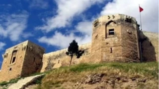 Karlıca Kalesi: Yüzyıllara tanıklık eden taşların hikayesi