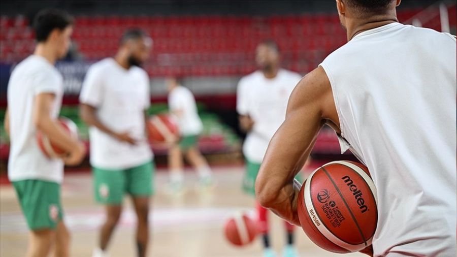 Karşıyaka en tepeyi zorlayacak