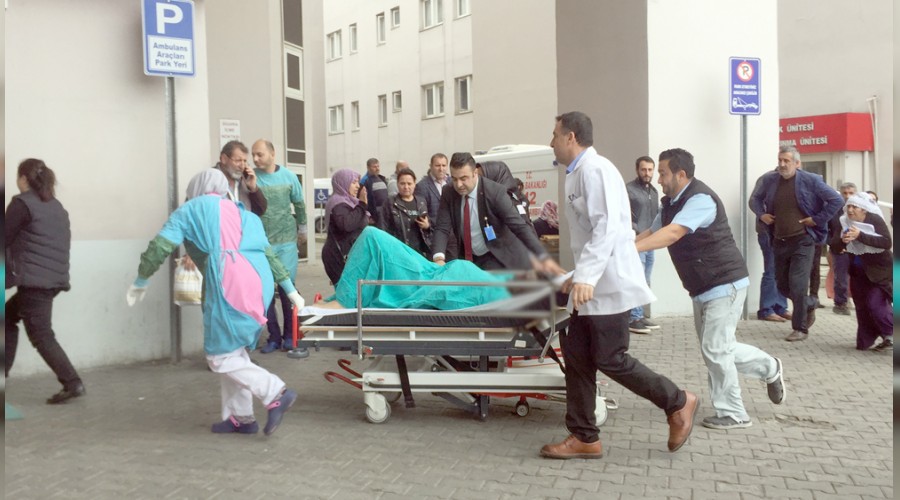 Kimya fabrikas�nda patlama