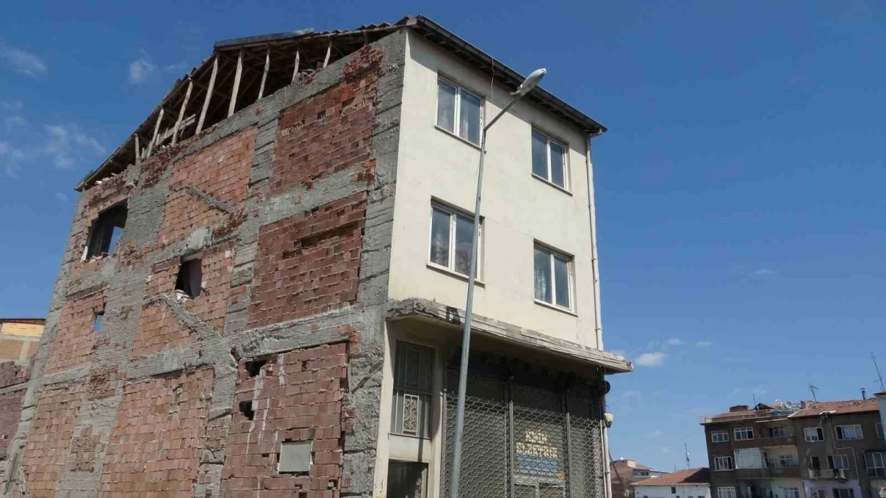 Malatya'da, sadece kemikleri kalmış erkek cesedi bulundu