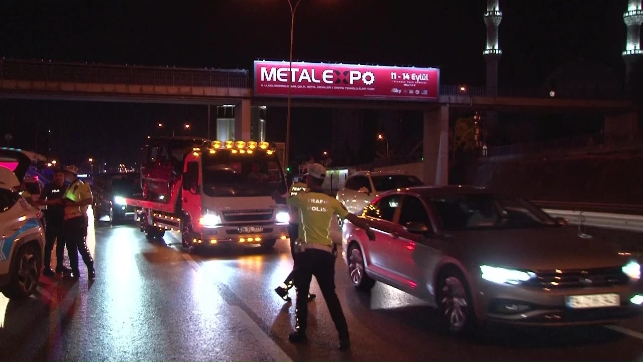 Maltepe'de 6 aracın karıştığı zincirleme kaza: 1 yaralı