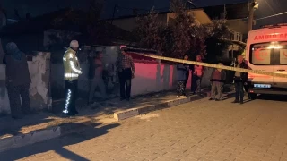Manisa'da yıkılan sundurmanın altında kalan kişi öldü