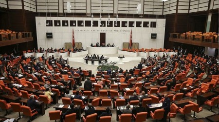 Meclis'teki korona iddiaları yalanlandı