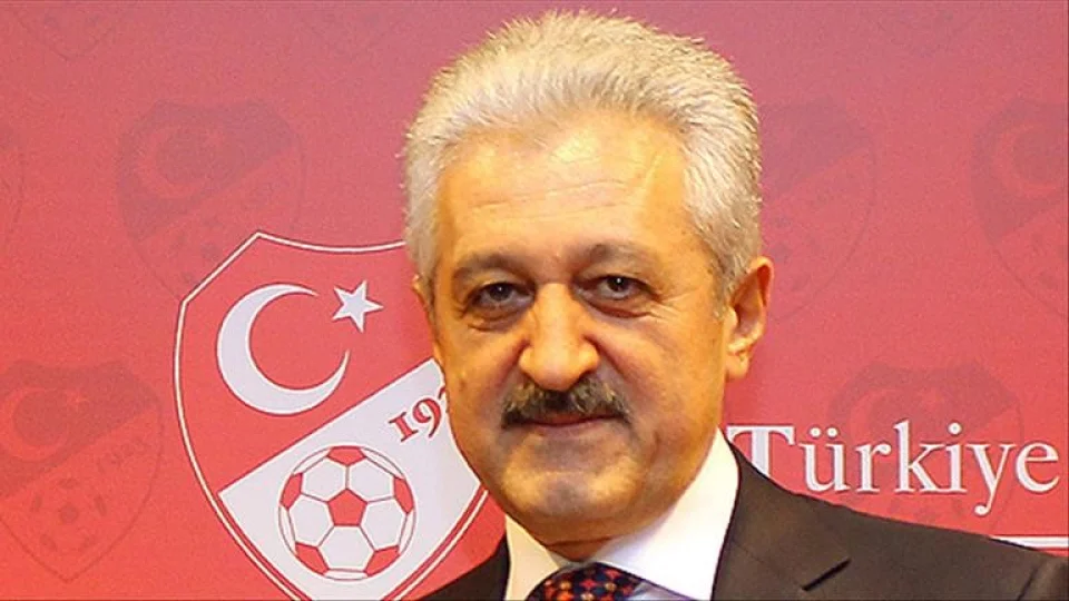 Mehmet Ali Ayd�nlar liste kurmakta zorlan�yor