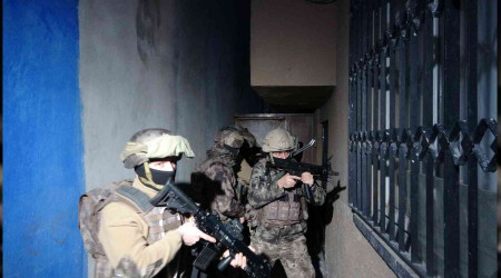 Mersin'de DEAŞ operasyonu: 13 gözaltı