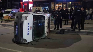 Niğde'de polis otosu ile otomobil çarpıştı: 6 yaralı
