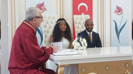 Nikah memuru Nijer damada 'evet' dedirtti