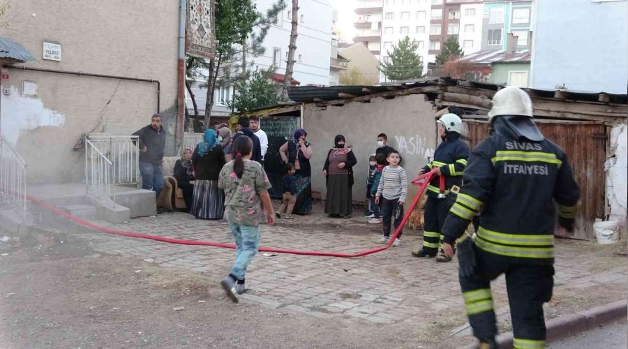 Ocakta unutulan yemek alarmı