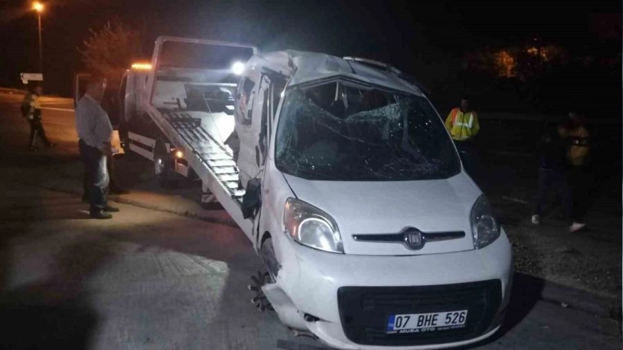 Osmaniye'de aynı aileden 4 kişi kazada can verdi