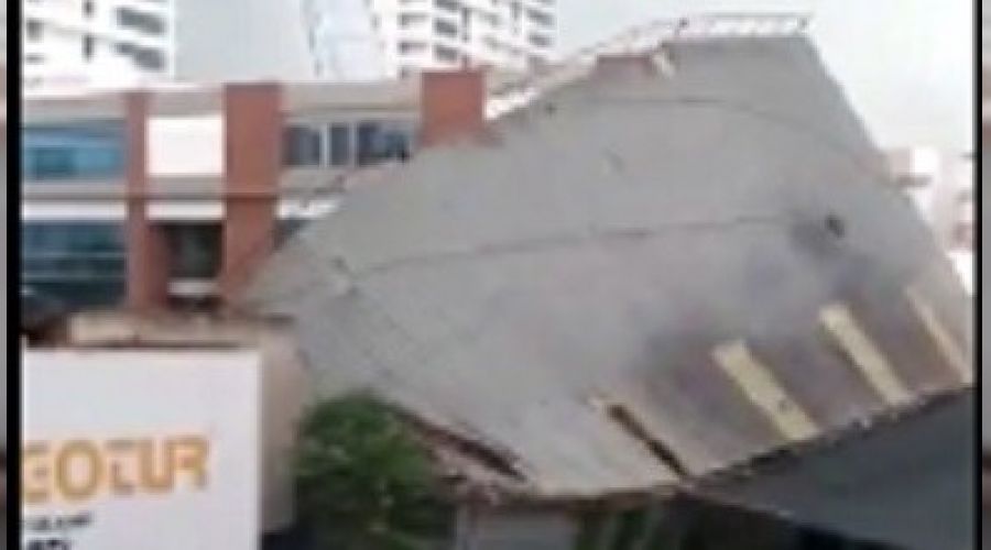 Otopark�n �at�s� u�tu