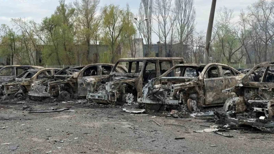 Rusya, gece boyu Ukrayna'y� vurdu: 1'i �ocuk 17 �l�