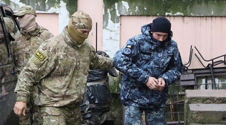 Rusya gemilere el koydu, askerleri tutuklad 