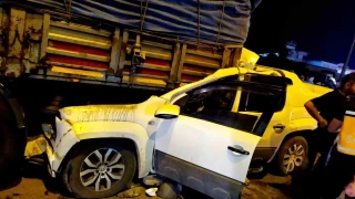 Samsun'da kamyonet tıra arkadan çarptı: 1 ölü, 1 ağır yaralı