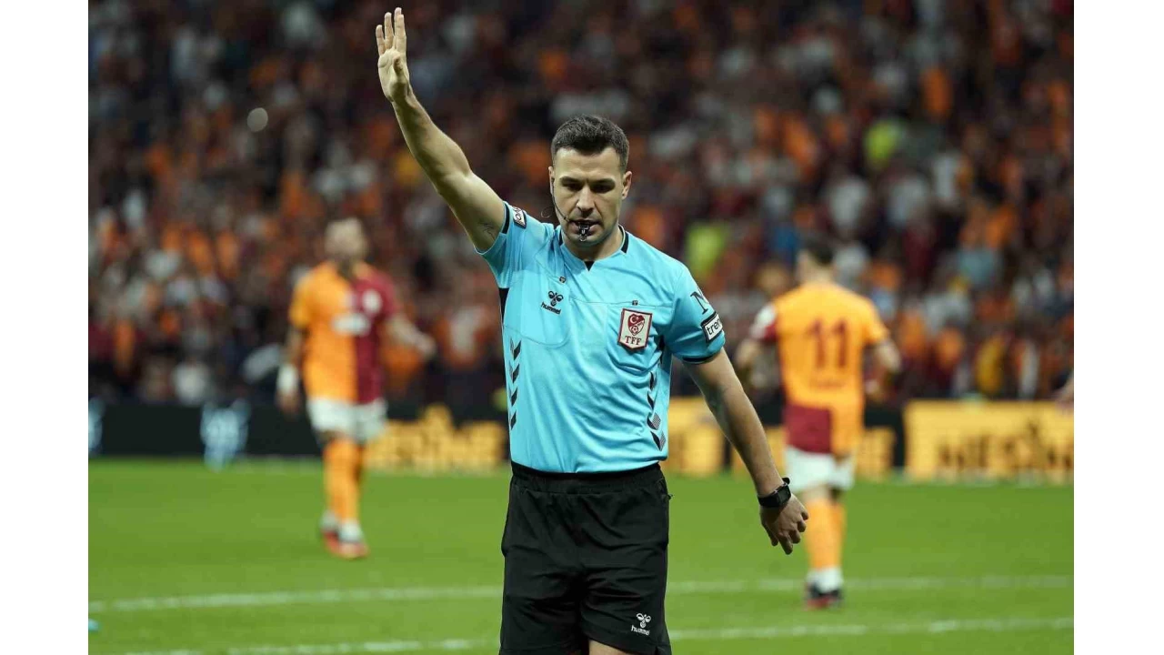 Süper Lig'de en çok düdük çalan hakem Cihan Aydın