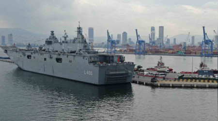 TCG Anadolu'ya İzmir'de ilk iki günde 20 bini aşkın ziyaretçi