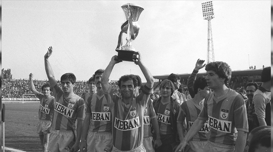 Terim'den 45 senelik imza