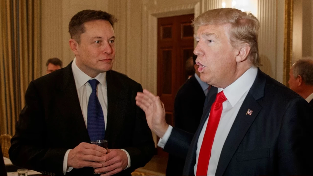 Trump, Elon Musk'a "başkanlığı devrettiğine" dair iddiaları reddetti