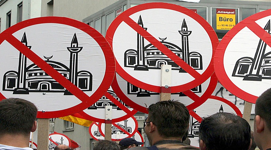 T�rkofobi y�kseli�te