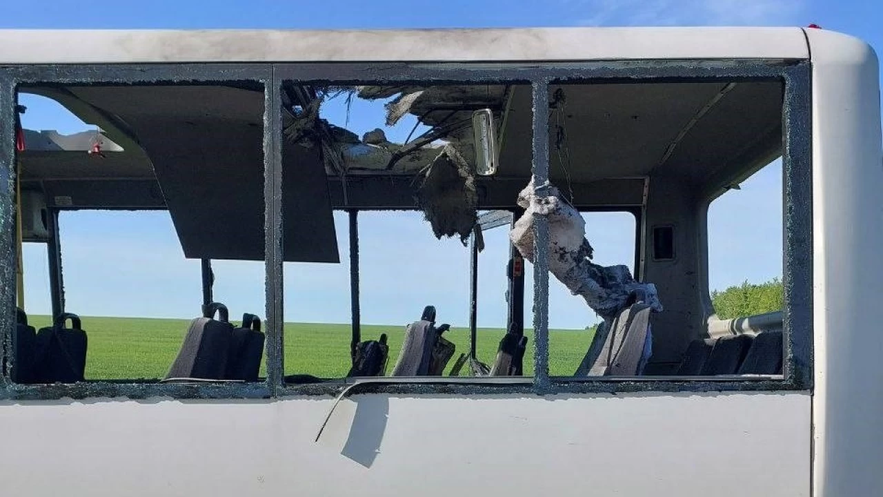 Ukrayna'dan, Rusya'da işçileri taşıyan araçları vurdu: 6 ölü