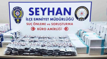 Uyuşturucu satıcısının evine baskın: 20 bin 636 hap ele geçirildi