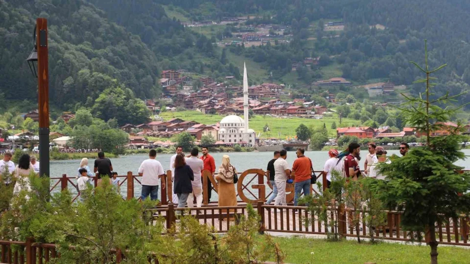 Uzung�l'de turizm sezonu hareketlendi: Otellerde doluluk artt�