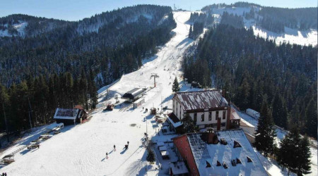 Vatandaşlar soluğu Ilgaz Dağı'nda aldı
