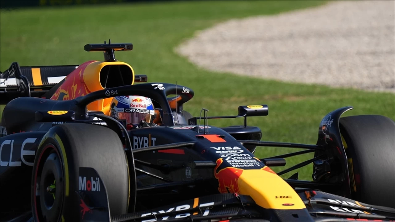 Verstappen fırtınası sürüyor