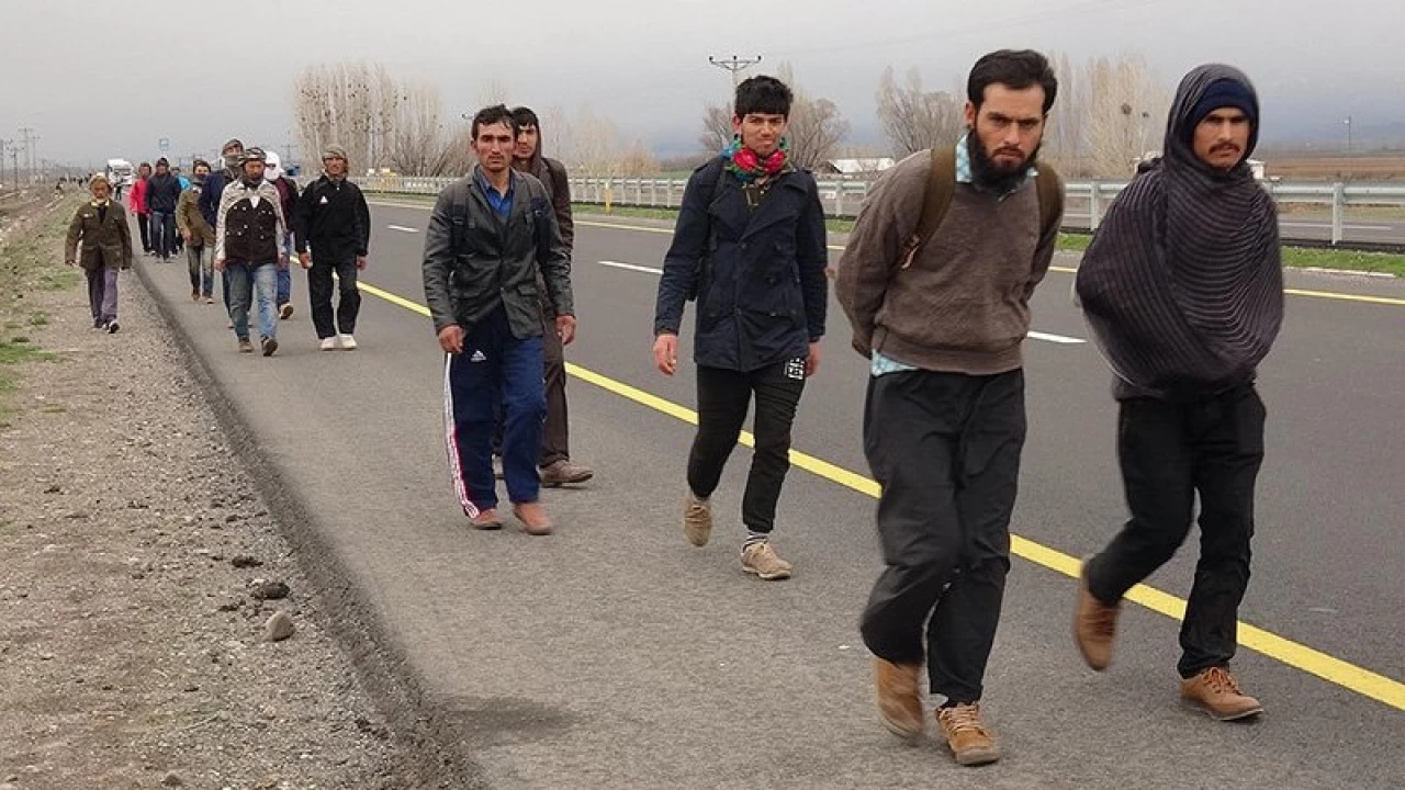 Yerlikaya'dan göçmen sorusu: Bu cesareti nereden buluyorlar