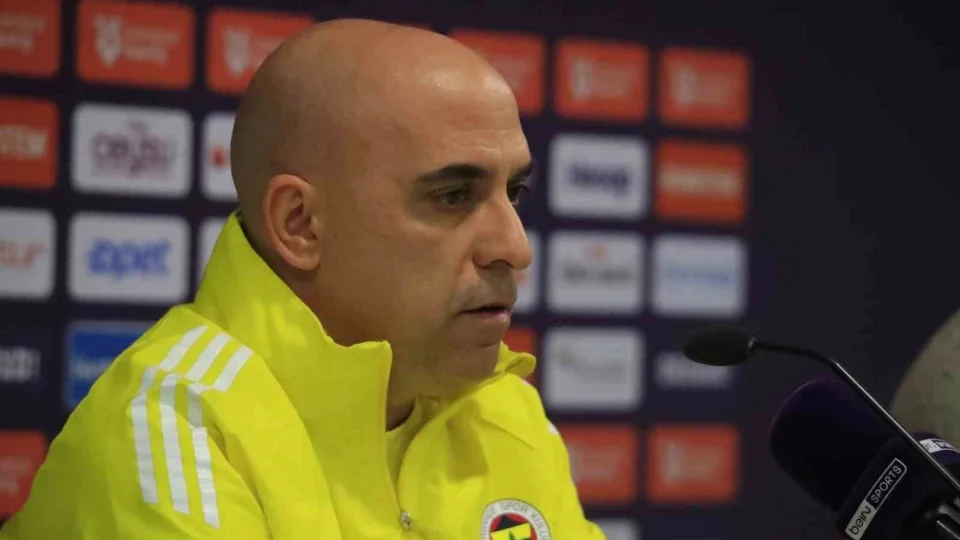 Zeki Murat G�le: 'Futbol ad�na de�erlendirecek bir �ey yok'