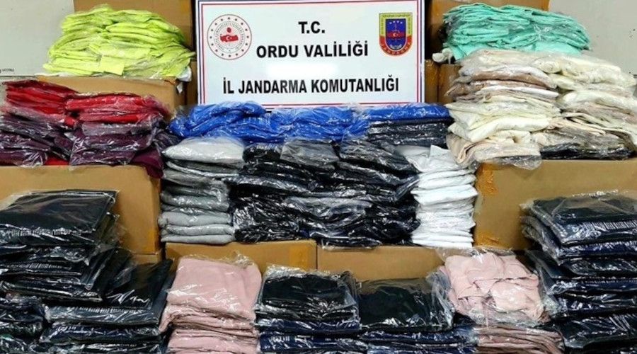  1 milyon TL'lik tekstil rn alan hrszlar yakaland