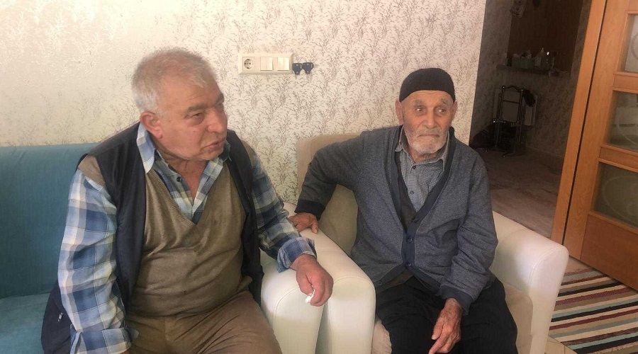 107 yaşındaki adam, 40 yıl sonra oğluna kavuştu