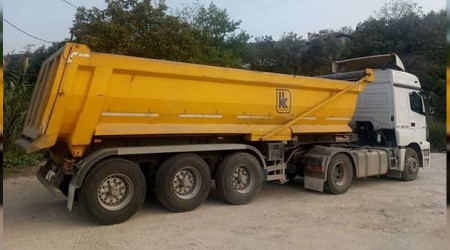 130 kilometre hızla giden hafriyat kamyonu korkuttu