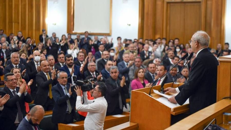 27 eski milletvekilinden Kldarolu'na destek aklamas