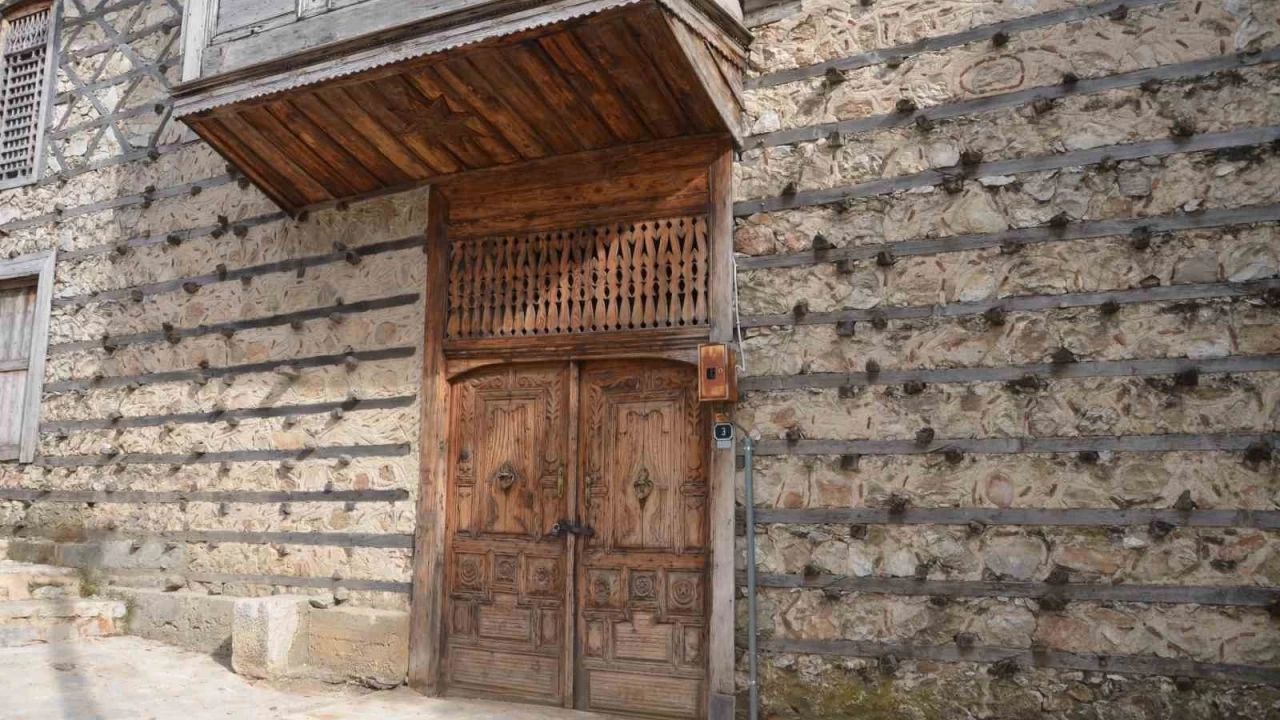 300 yıldır devam eden tokmak geleneği
