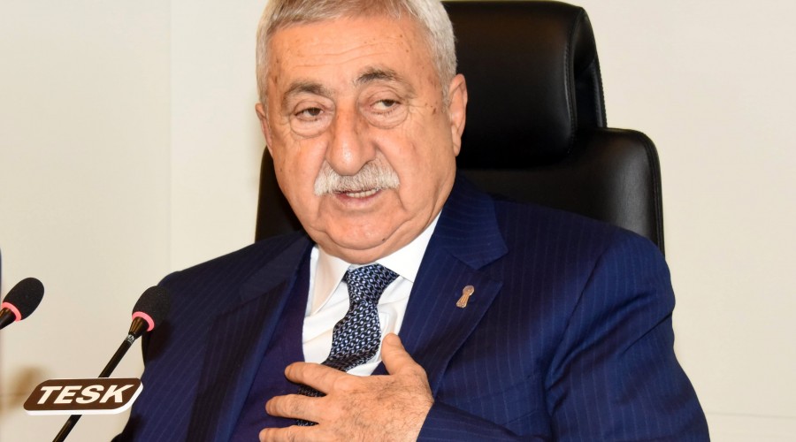 65 yaş ve üstü esnaf işyerini açabilmeli