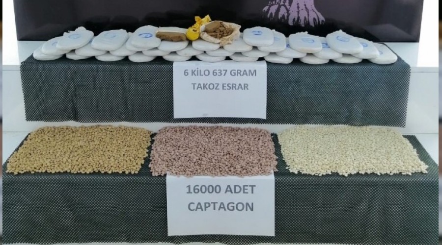 Adana'da 16 bin uyuturucu hap ve 6 kilo esrar ele geirildi