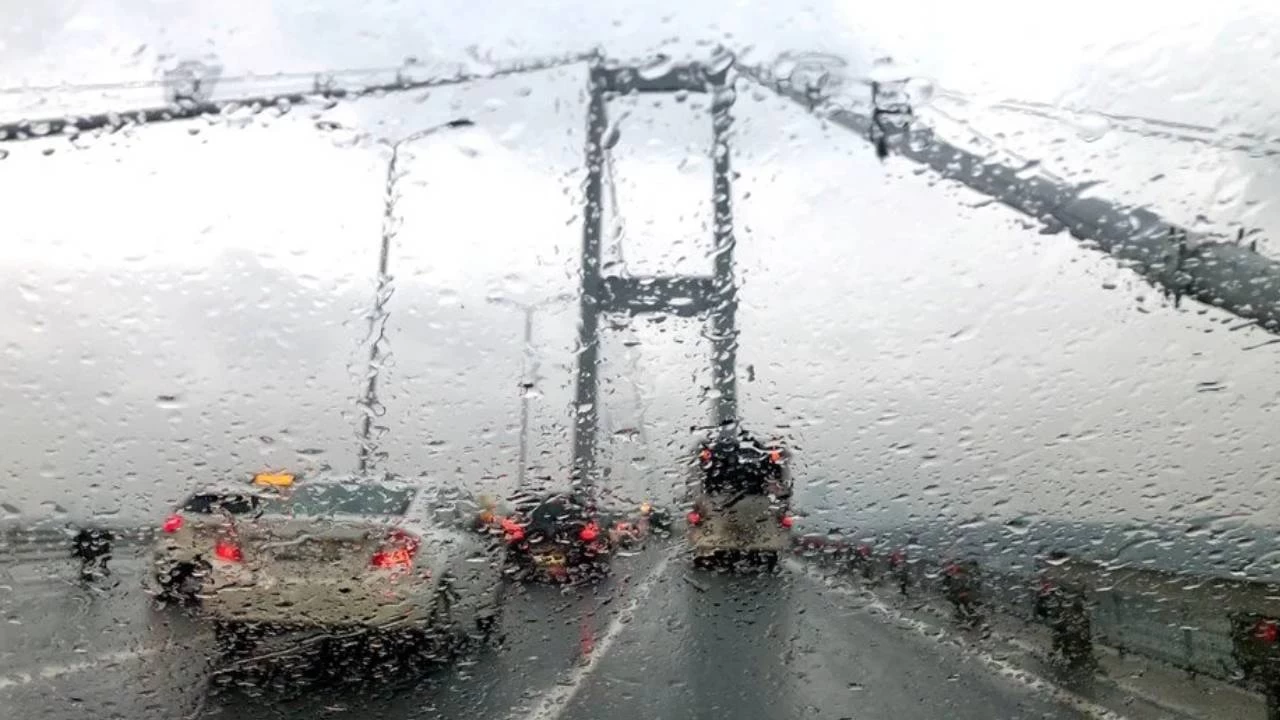 AKOM'dan �stanbul i�in sa�anak uyar�s�
