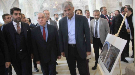 AKP hükümeti bir kilise daha açtı