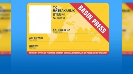 Almanya ile şimdi de 'basın kartı' krizi